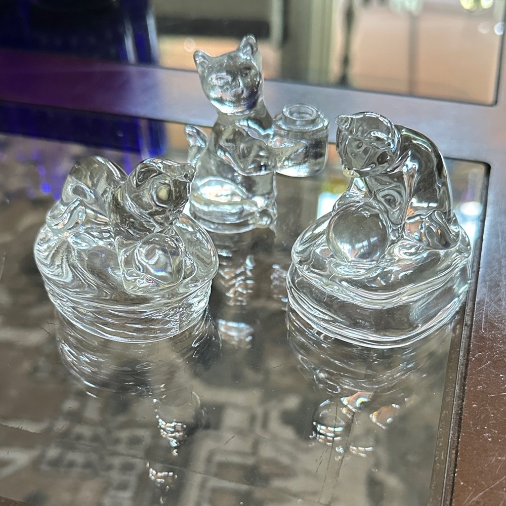 CATS 🐈‍⬛ Elegant Clear Glass Animal Figurines Set of 3